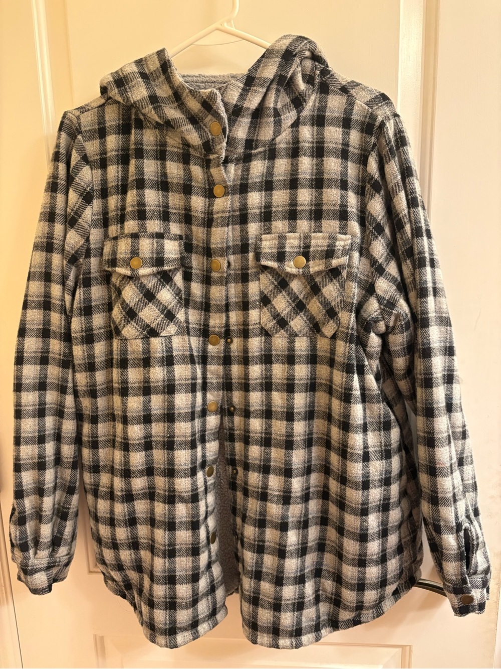 Black & Cream Plaid Hooded Flannel Jacket